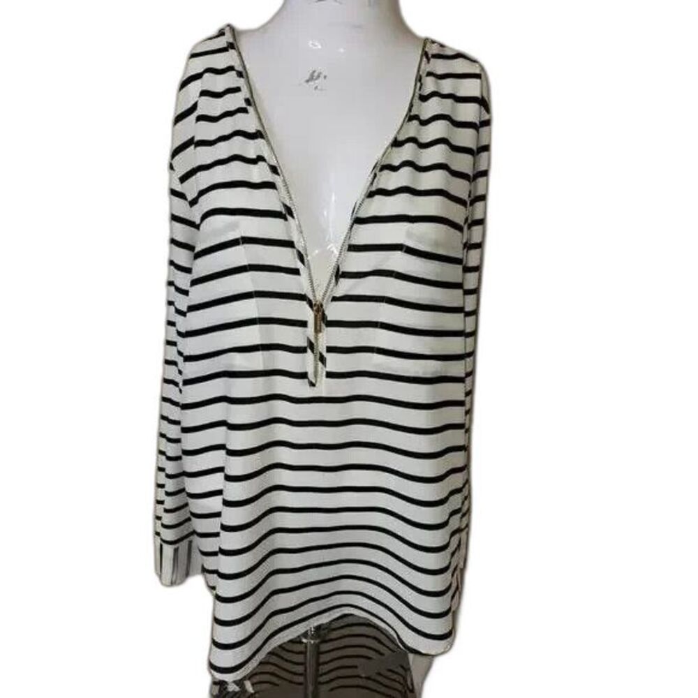 Calvin Klein size M womens top striped longsleeved zipper v-neck pockets